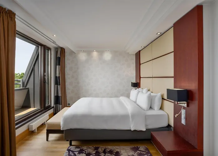 Radisson Blu Elizabete Hotel, 4* Riga