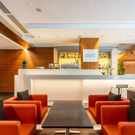 Radisson Blu Elizabete Hotel, Szálloda 4*