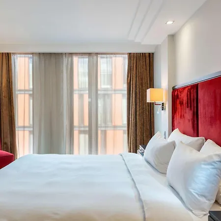 Radisson Blu Elizabete Hotel, 4* Riga