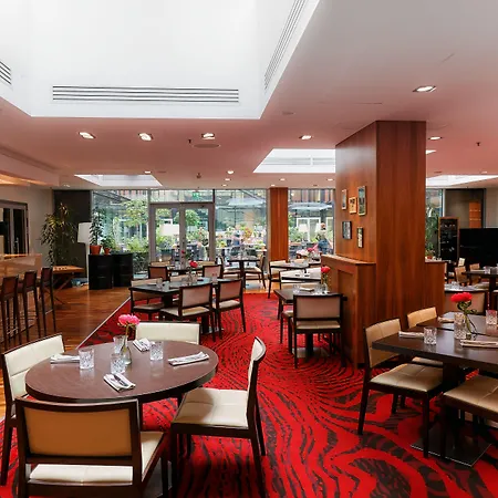 Radisson Blu Elizabete Hotel, Hotell