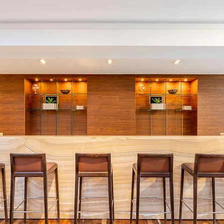 Szálloda Radisson Blu Elizabete Hotel, 4*