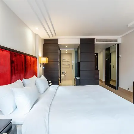 Отель Radisson Blu Elizabete Hotel, Рига