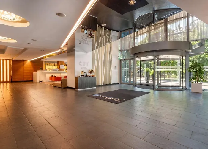 Radisson Blu Elizabete Hotel, Viesnīca 4*