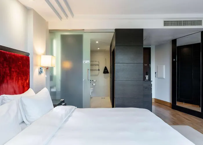 Radisson Blu Elizabete Hotel, Viesnīca Riga