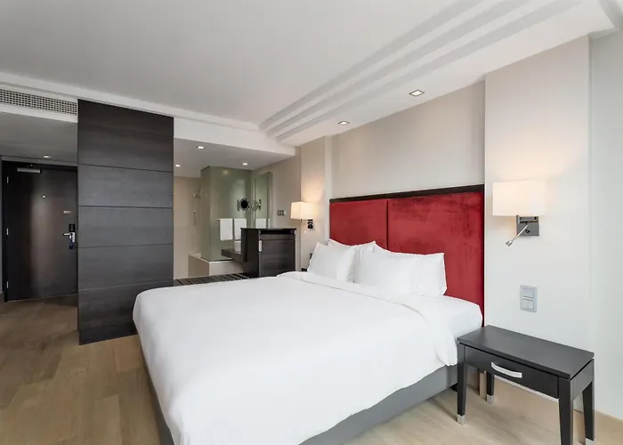 Viesnīca Radisson Blu Elizabete Hotel,