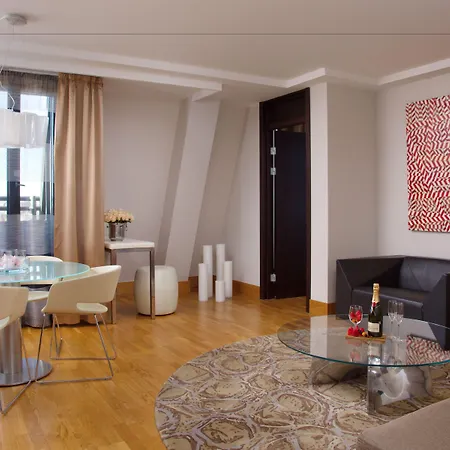 Radisson Blu Elizabete Hotel,