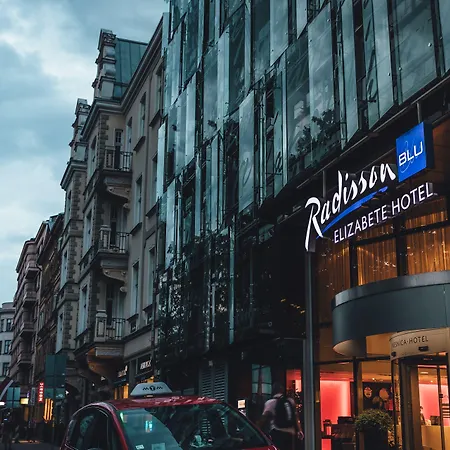 Radisson Blu Elizabete Hotel, Hotel